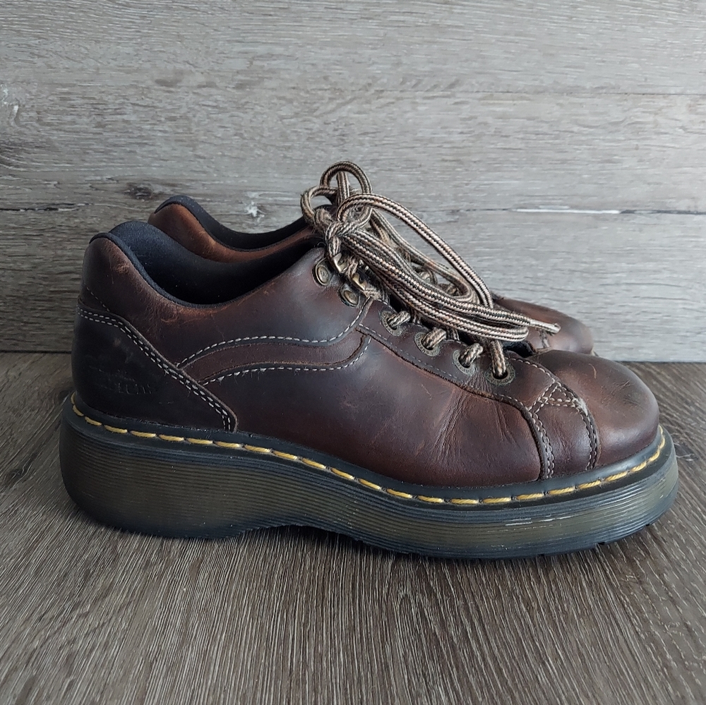 Vintage Dr. Martens 9861 Brown Leather Y2K Chunky Platform Combat Oxfords Size 8